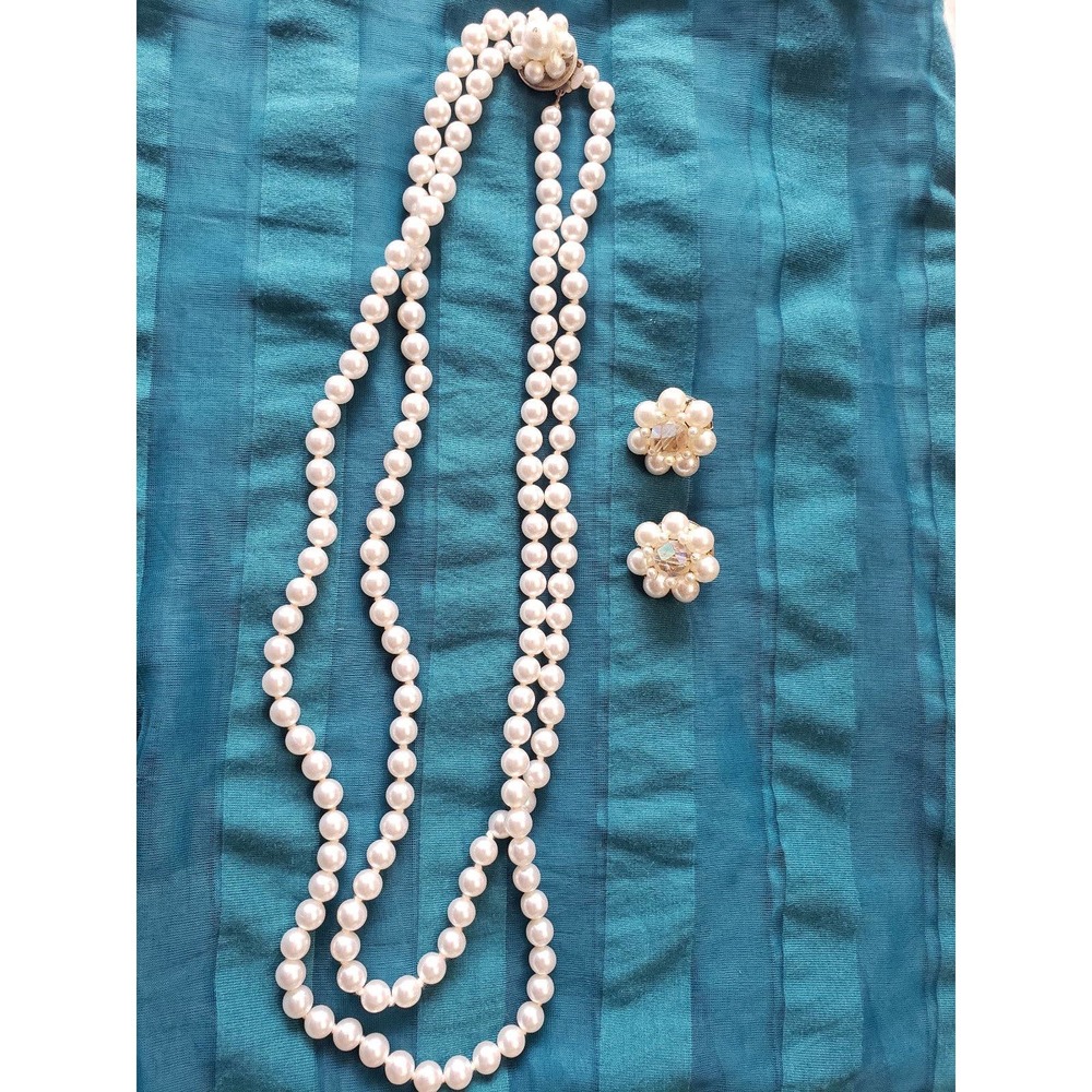 Vintage Japan faux pearl beaded necklace & cluster clip-on earrings set